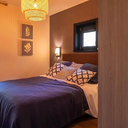 Spacious Mansion For 4 Guests 펜션 Antoing